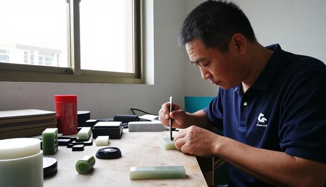 玉石雕刻设计软件如何服务不同家庭日常使用